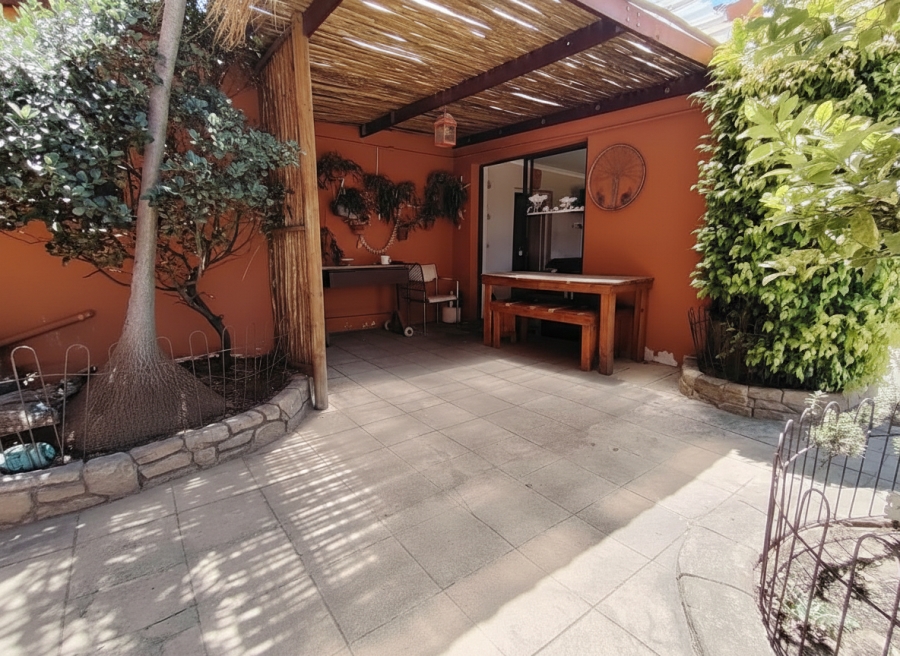 5 Bedroom Property for Sale in Glenlilly Western Cape